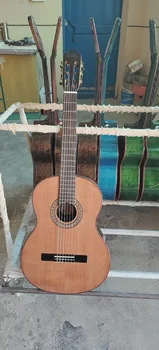 новая 39-дюймовая верхняя часть из массива кедра, задняя и боковые части из розового дерева, классическая гитара, народная профессиональная гитара AAA